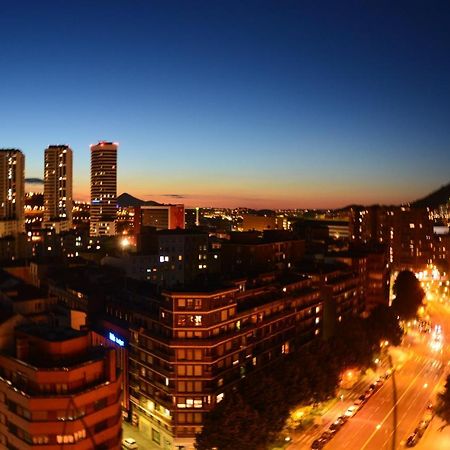 Superviews, Parking 24H Vigilado Incluido Y Netflix En Habitacion Independiente Con Bano Privado En Apartamento Particular, Francais&English Μπιλμπάο Εξωτερικό φωτογραφία