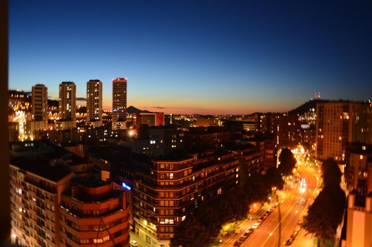 Superviews, Parking 24H Vigilado Incluido Y Netflix En Habitacion Independiente Con Bano Privado En Apartamento Particular, Francais&English Μπιλμπάο Εξωτερικό φωτογραφία